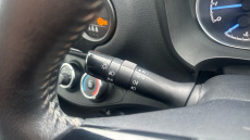 Toyota Yaris 1.5 VVT-i Design 5dr Petrol Hatchback